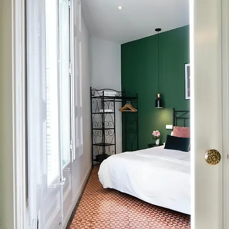 Central Suites Barcelona Appartamento *